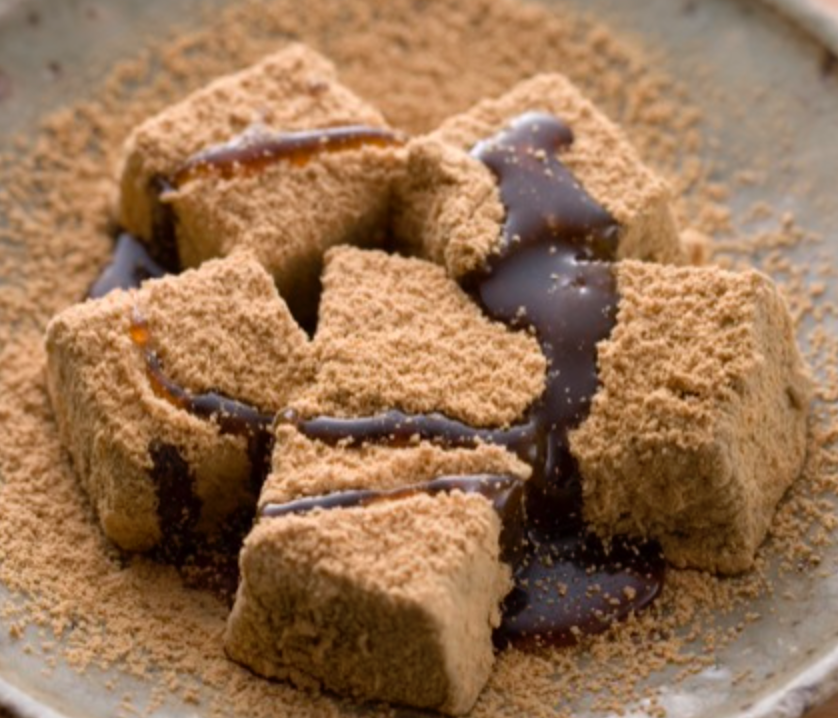 Seiki Warabi Mochi Rice Cakes(Sweet Toasted Soybean Flour w/Brown Sugar Syrup)