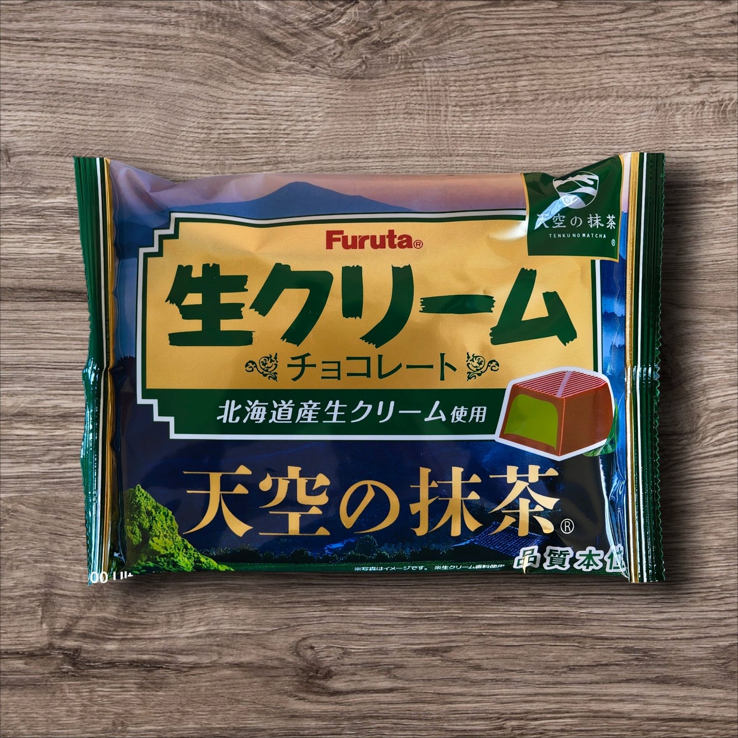 Furuta Hokkaido Fresh Cream Chocolate Tenkuno Matcha Flavor 112g