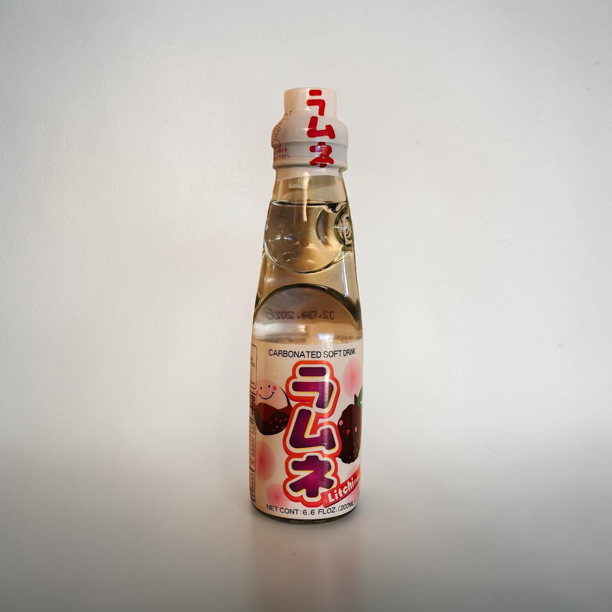 Bin Iri Lychee Flavor Ramune Japanese Marble Soda 200ml